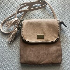 Liz Soto Kelsey Crossbody Purse-Almond